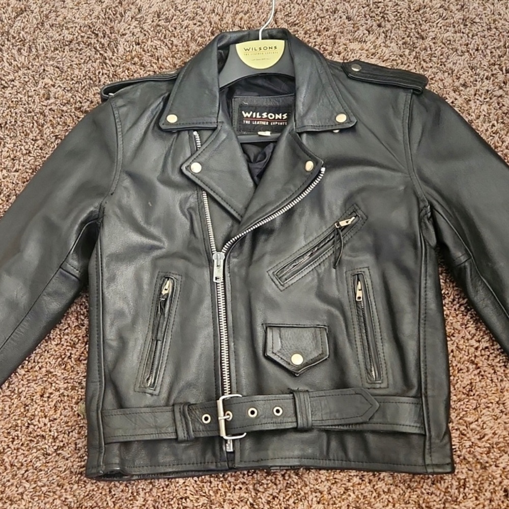 WILSONS | Women’s Vintage Leather Biker Jacket